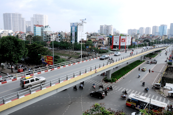 thay bình ắc quy xe máy điện klara tại quận Thanh Xuân