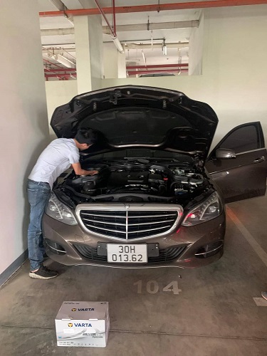 Ắc quy cho xe Mercedes benz e200
