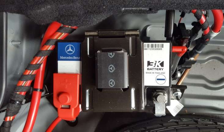 Ắc quy phụ xe mercedes mua ở đâu