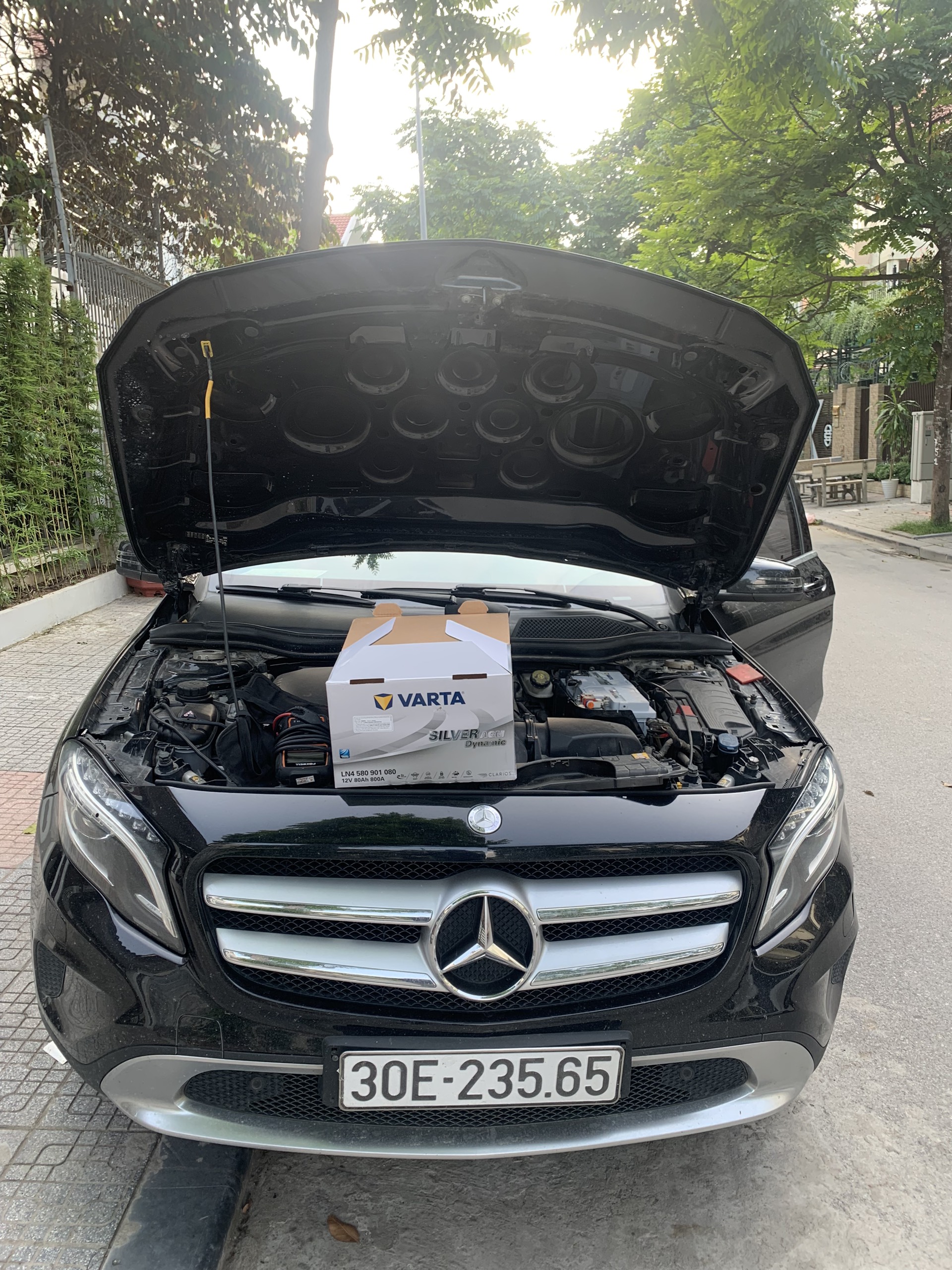 Ắc quy varta AGM 80ah cho Mercedes GLC300