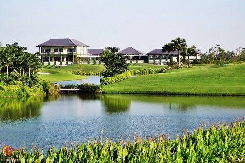cứu hộ ắc quy tại sân golf vân trì