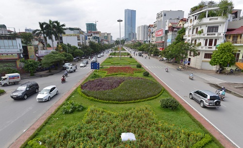 Cứu hộ ắc quy tại đường văn cao ba đình